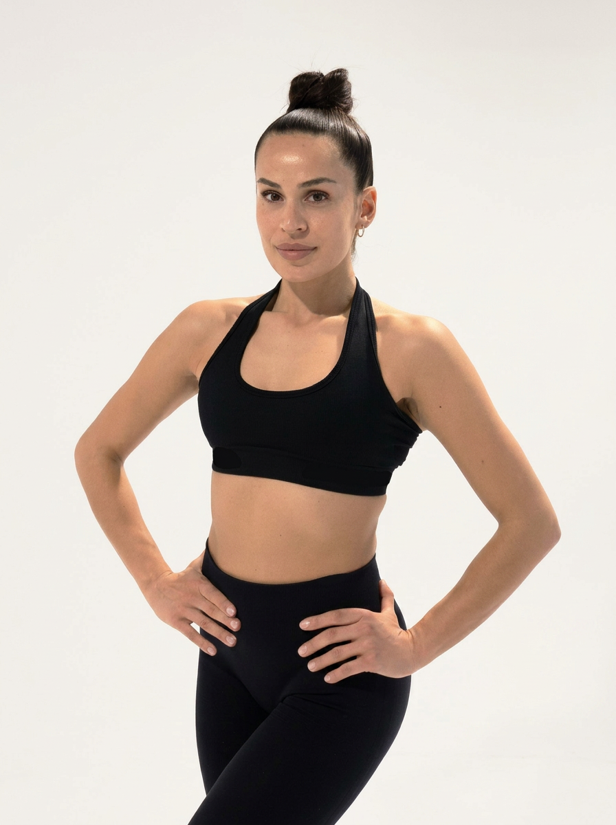 Portrait der LAKECHE Pilates Trainerin
